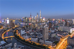 Tea connoisseurs lead you to experience Shanghai's unique slow-paced life, facing tea aroma and the bustling metropolis directly!